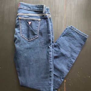 Guess Medium-Rise Curvy Skinny Jeans